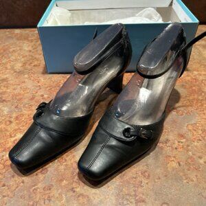 Lifestride black heels Eu 37